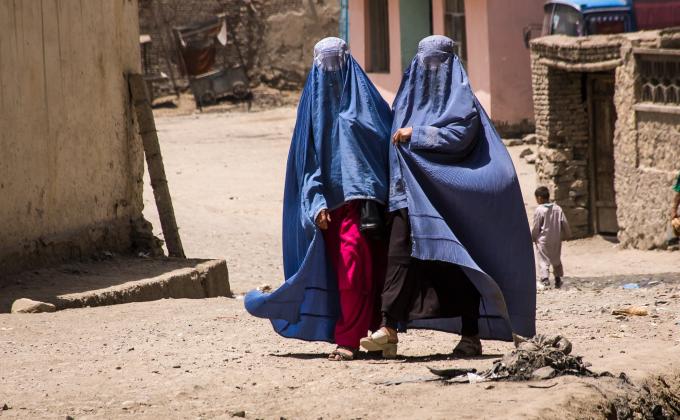 Repeating the Past or Following Precedent? Contextualising the Taliban 2.0’s Governance of Women